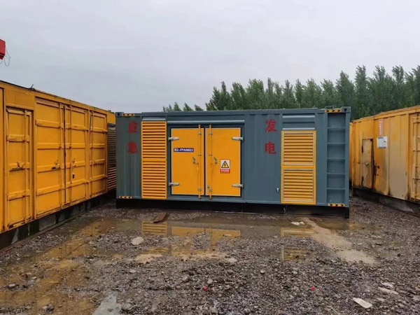 朝阳柴油发电机如何判断干式空气滤清器是否需要更换?